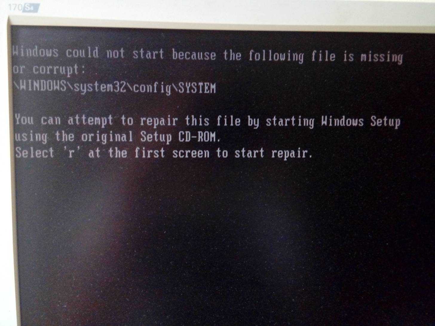 Как решить ошибку «не удаётся запустить windows из-за испорченного или отсутствующего файла \windows\system32\config\system»